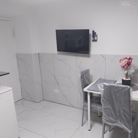 那不勒斯Piccola House别墅 外观 照片